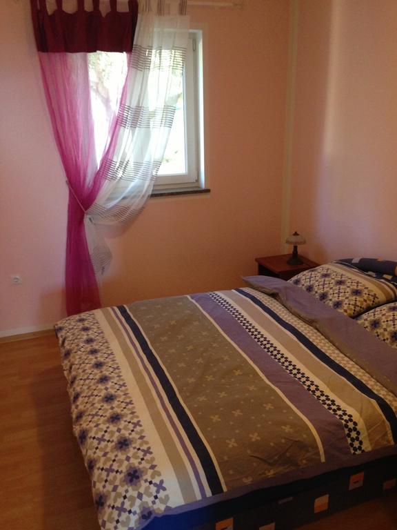 Apartments Salvore Crveni Vrh Habitación foto